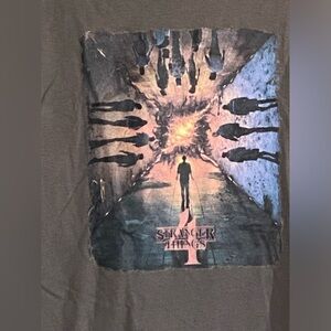 STRANGER THINGS SEASON 4 CUSTOM T-SHIRT~UNISEX MEDIUM